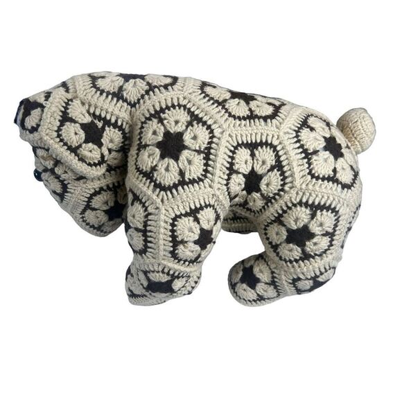 Max the bulldog African flower print crochet tan brown stuffed animal handmade - Picture 4 of 6